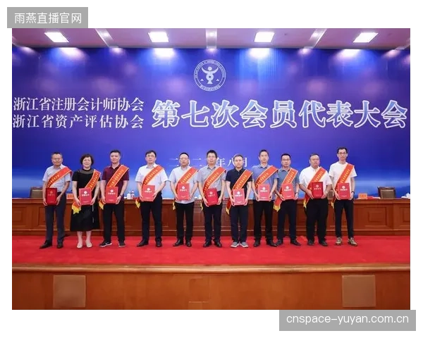 安全审计不应只考虑结构本身，将展位结构与观众应急疏散动线的耦合分析纳入审计范围刻不容缓